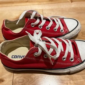 Converse chuck Taylor low red sneakers